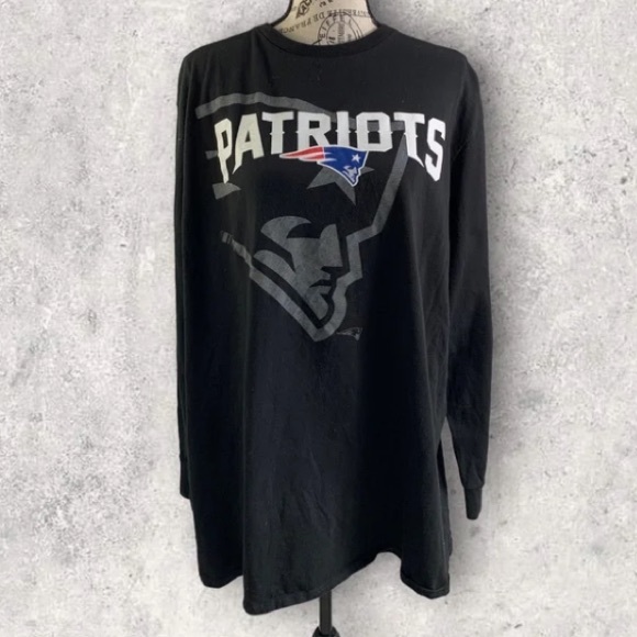 NFL apparel New England Patriots Black Long Sleeve T-Shirt Men’s 2X - Picture 1 of 10